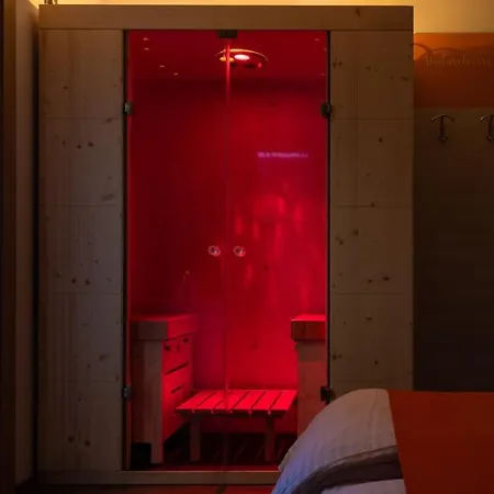 Bed & Breakfast Casavecchia 2*